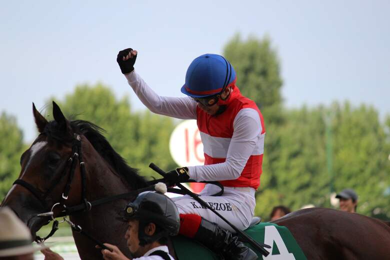【札幌競馬】2億円ホース・ショウナンガルフが後方一気の差し切りで札幌2歳Ｓ制覇！池添は重賞100勝のメモリアルＶ「新馬前からすごく楽しみにしていた馬」｜FNNプライムオンライン