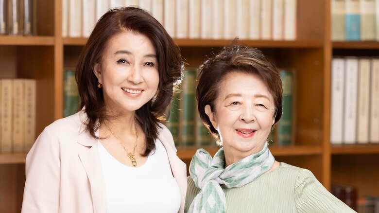 「お母さんはお母さんの人生を歩いてください」作家・下重暁子さんが中学時代に母親を前に放った“セーラー服の独立宣言”｜FNNプライムオンライン
