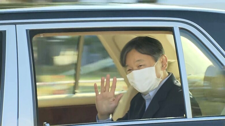 前立腺の組織検査のため東大病院に向かわれる天皇陛下（27日）