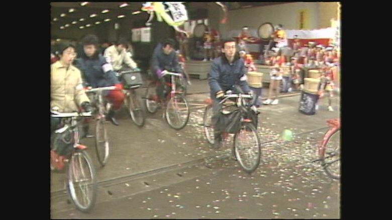 自転車で年賀状を配達（1984年）