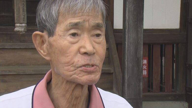 妹を亡くした悲しみを語る上田月照さん（85）