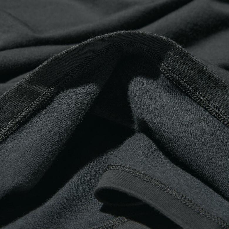 極暖ヒートテックコットンモックネックT9分袖（提供：ユニクロ）