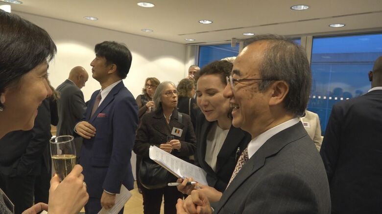 新潟県　花角英世 知事