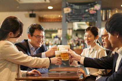 「ほぼ毎日飲む」3割超、男性はひとり飲み　女性はつながり志向