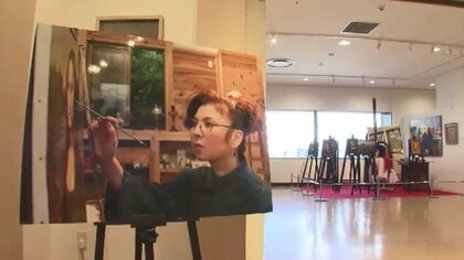 画家としても活躍した八代亜紀さんの作品展　フランスで5年連続入選の実力派　会場内にアトリエも再現　福岡