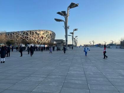 北京五輪　全国から集められた清掃員「国のために北京に来た」