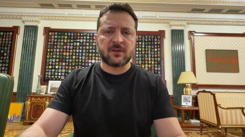 ゼレンスキー大統領、米特使らと会談　アメリカによる対ロ制裁法の実施見送りに強く反発
