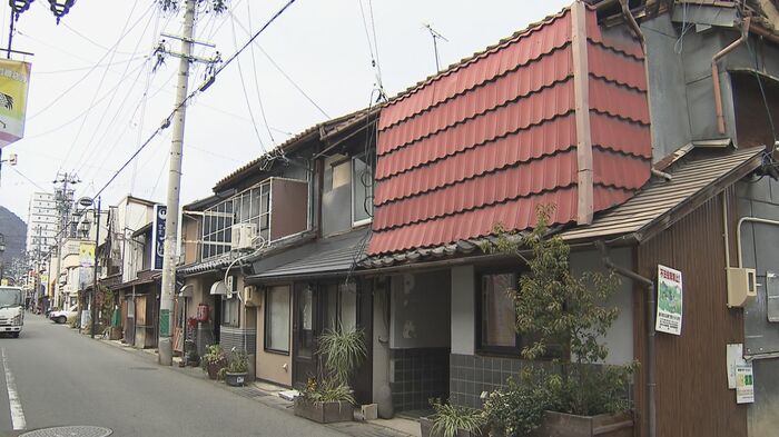 「9軒長屋」