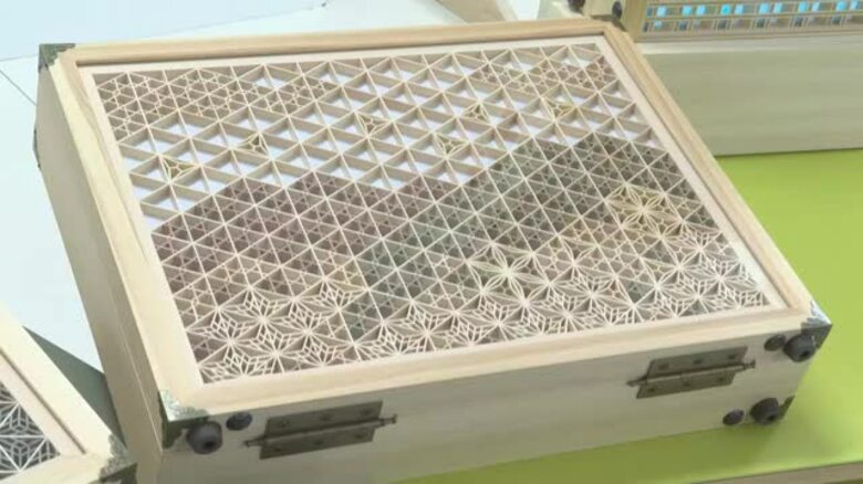 価格は６９万円！県産木材使用…真庭市の企業が“持ち歩ける工芸品”「アタッシェケース」開発【岡山】｜FNNプライムオンライン