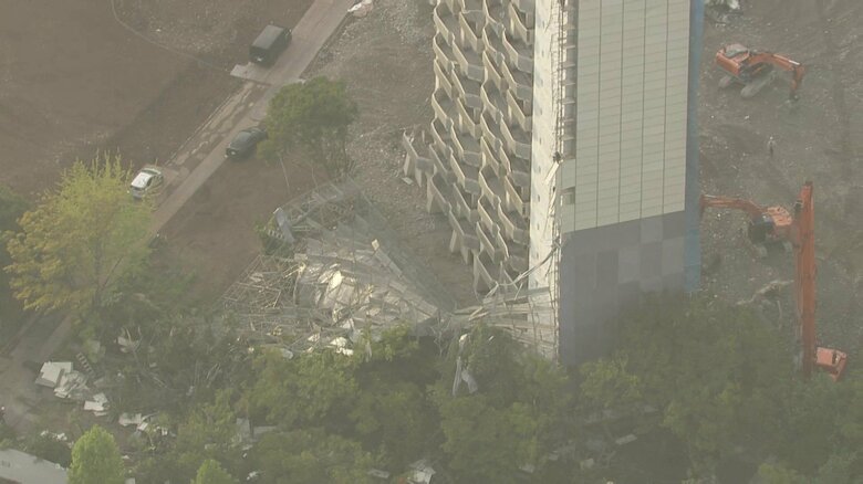 足場が崩れた茨城・つくば市の解体現場
