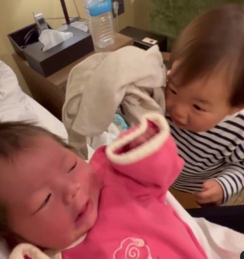 リンちゃんにタオルを貸してくれるゼンくん