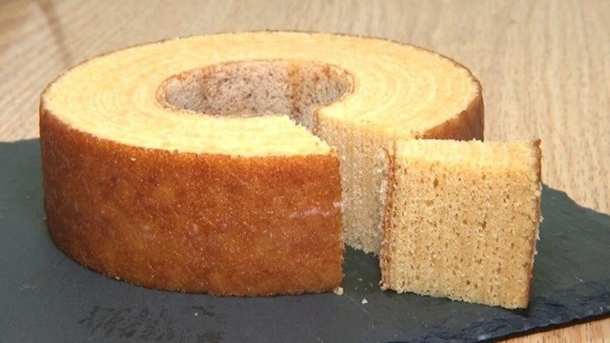 “みそ離れ”に危機感...老舗の「みそ」練り込んだ「バウムクーヘン」を石川県出身の男性が考案 購入量が20年前より約4割減少「伝統の文化を広げたい」