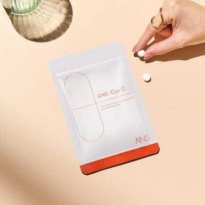 1錠に3つの有効成分配合。シミ・そばかすに特化したオリジナル内服薬「ANS.シスC」ができるまで