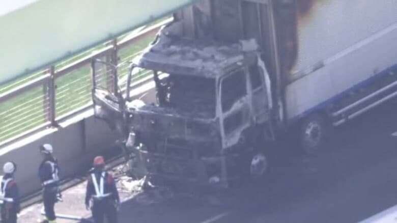 【速報】神戸・ハーバーハイウェイで10トントラックから出火　正午前に鎮火　運転手は避難し無事｜FNNプライムオンライン