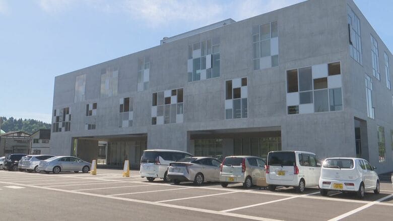 新潟・魚沼市の期日前投票所で小選挙区と比例代表の投票用紙を誤交付…新潟県選管が再発防止を要請｜FNNプライムオンライン