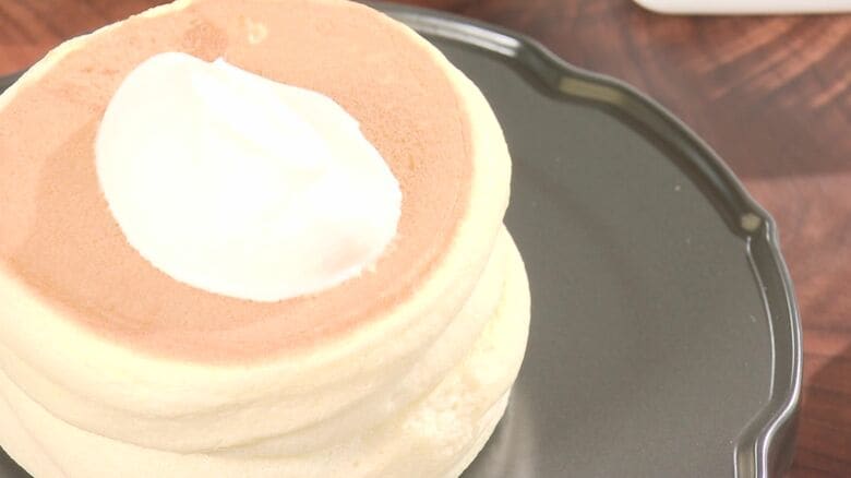 ぷるふわホットケーキの“椿サロン”10号店は元空き家？ 新築の半分の費用で優雅なカフェに大変身【北海道発】｜FNNプライムオンライン