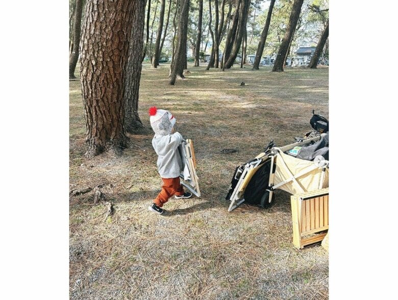 キャンプ道具を運ぶお手伝い（提供：airiさん）