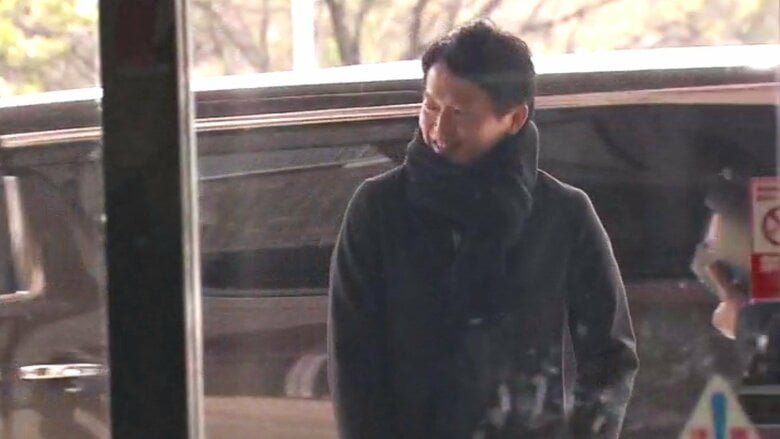 登庁する斎藤知事 3月21日