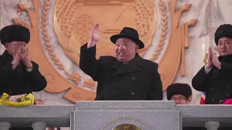 「朝鮮人民軍創建75周年を祝う盛大な軍事パレード映像」の1シーン⑲