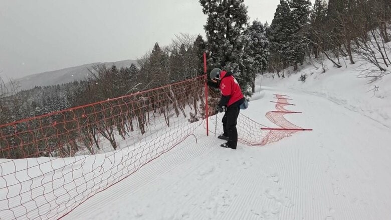 防護ネットを朝に再設置するのもパトロールのお仕事