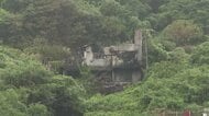 「建物が燃えている」山の中腹にある住宅が全焼　１人暮らしの８０代男性は外出していて無事　広島・呉市