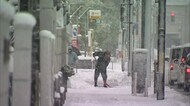 新潟県魚沼市守門の積雪は2.5m超え…強い冬型の気圧配置続き25日にかけて平地でも大雪に　交通障害やなだれ、路面の凍結に注意を