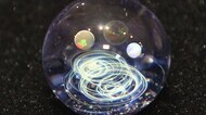リアルなスプレーアート×神秘的なガラス玉…「二人のアーティスト展」 11月28日まで【香川・高松市】