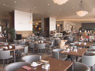 ホテル業界も苦境…緊急事態宣言で「予約がとれない人気ビュッフェ」も昼と夜を休業 客数4分の1程度に