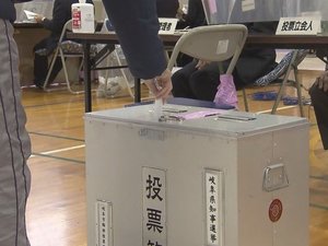 現在の投票率は前回下回る…岐阜県知事選挙 投票始まる 午前11時で7.3% 投票所ではコロナ対策も