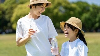 熱中症の症状と対策は?体を「内と外」から冷やす予防法。ハンディーファンとネッククーラーは使い方次第で逆効果に?