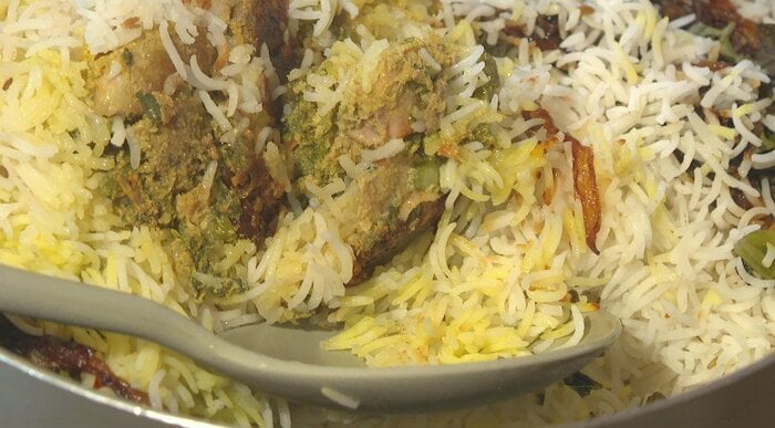 「味の濃いところ、薄いところと味のコントラストがビリヤニの魅力」