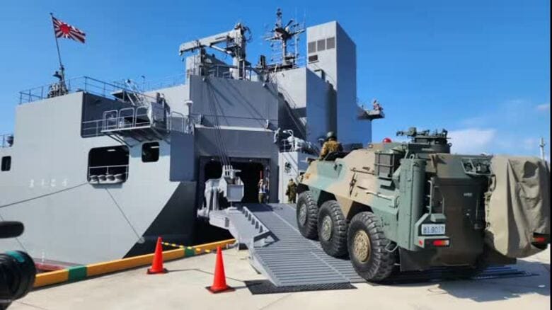 自衛隊輸送艦「ようこう」松山に初来港　装甲車積み込む訓練　離島防衛強化に期待　２１日一般公開【愛媛】｜FNNプライムオンライン
