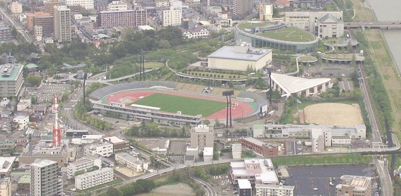 新潟市のスポーツ施設の行方は？『球技専用スタジアム』『アリーナ』新設提案に市議から質問相次ぐ「稼ぐ施設として整備を」｜FNNプライムオンライン