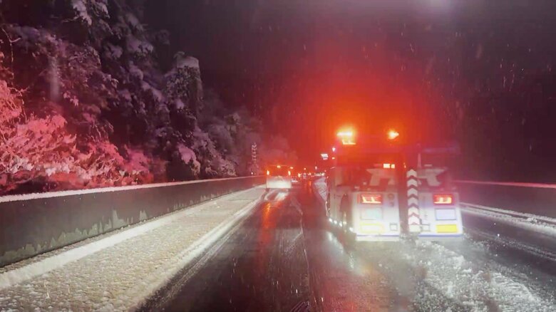 山陽道で立ち往生による渋滞（2日）