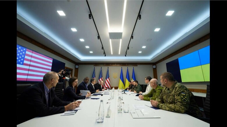 米ブリンケン国務長官、オースティン国防長官とゼレンスキー氏が会談（24日）