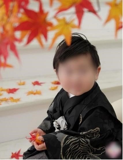 カミングアウト前の樹さん。3歳の七五三では写真館で袴を着て撮影した（2017年）