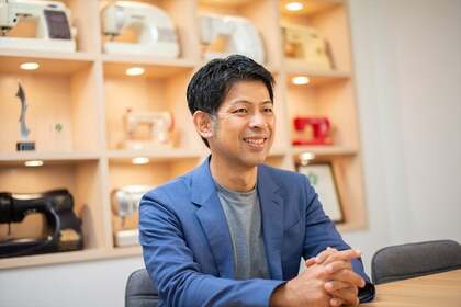 ”ミシンでの手作りによる感動を多くの人に届けたい”累計12万台以上販売のヒット商品、ミシンをやらない人に目を向けた「子育てにちょうどいいミシン」の誕生ストーリー