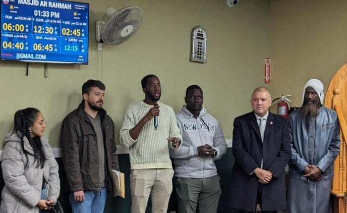 移民の権利保護のための活動も行う