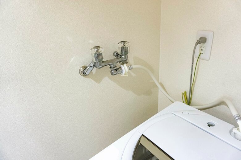 使ったら毎回閉めている？開けっぱなしは洗濯機の蛇口に強い水圧がかかった状態に…どんなリスクがあるのか聞いた｜FNNプライムオンライン