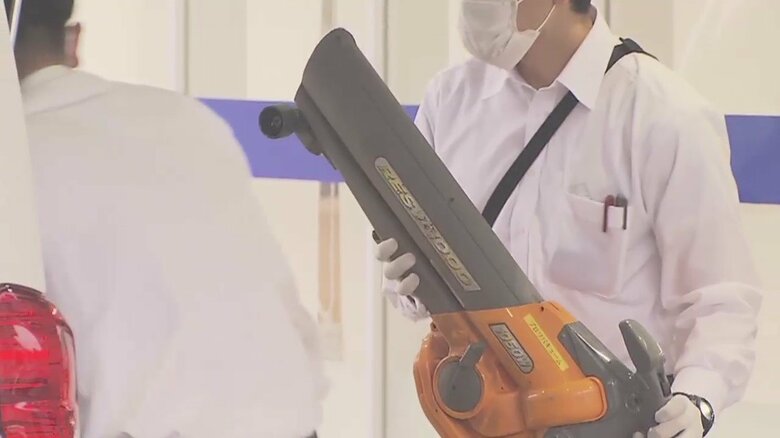 ビッグモーター環八世田谷店の押収物の中には強い風圧によって枯葉などを吹き飛ばす工具と見られるものもあった
