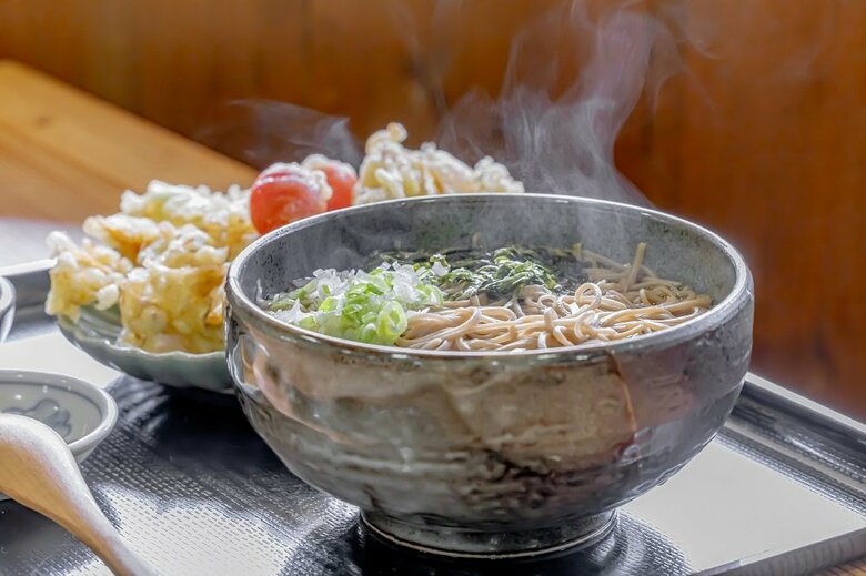 地域名産のそば（100%地元産そば粉使用）