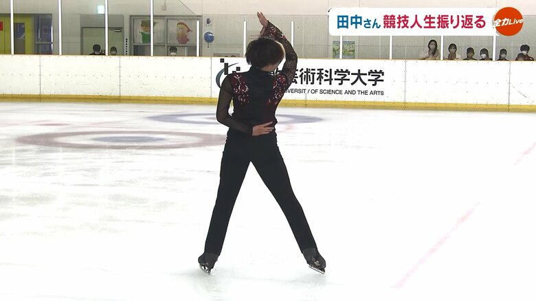 感謝の思いを込めて演技する田中さん