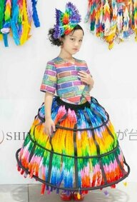 “千羽鶴”のドレスで平和を願う　慰霊の日にキッズファッションショー開催　テーマは「命と向き合う」【沖縄発】