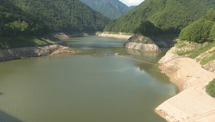 ダム渇水懸念「貯水率0%になる」　山が乾いて「マツタケ、キノコ出てこない」 高温少雨の影響…関係者はやきもき