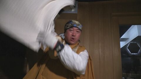 “九字切り”からスタート…ホンモノの『お坊さん熱波師』が心身を整えるサウナ 座禅やお経と融合した異空間に