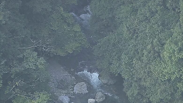 殺害への関与も捜査…山中に女性の遺体を捨てたとして男女2人が逮捕された事件 男が女性の車で遺棄現場へ向かったか｜FNNプライムオンライン