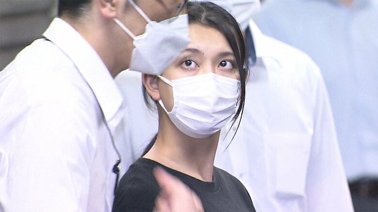 詐欺の罪に問われている佐藤凜果被告(22)(6月 目白署)