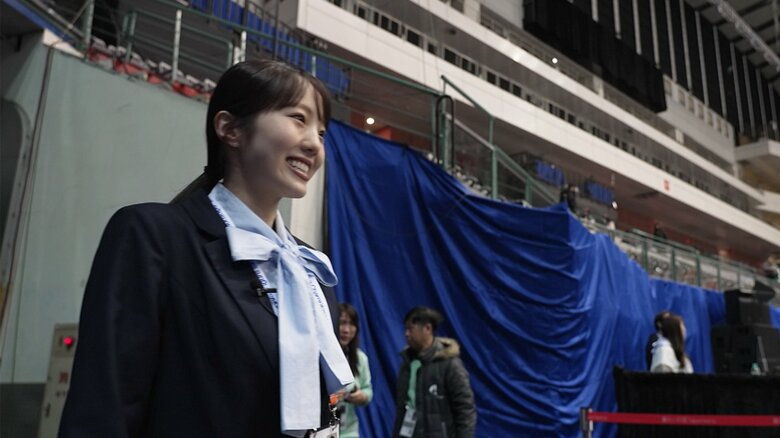 フィールドキャスターとして世界ジュニアの会場を訪れた本田真凜