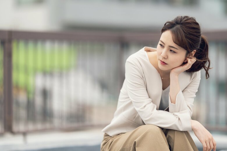 決断にはさまざまな“先延ばし”にしがちな要素がある（画像：イメージ）