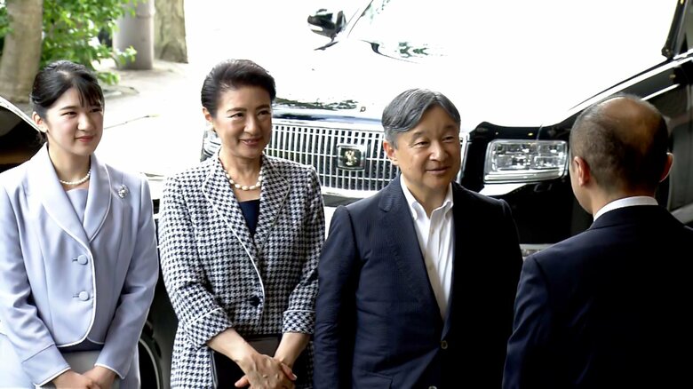 ホテルでは集まった人に手を振る場面も　9月12日